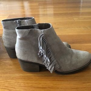 Mossimo fringe booties